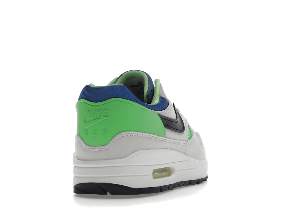 Vue 30 de Nike Air Max 1 DNA CH.1 Pack Huarache Green Royal