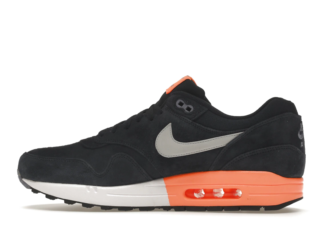 Vue 20 de Nike Air Max 1 Dark Obsidian Atomic Orange