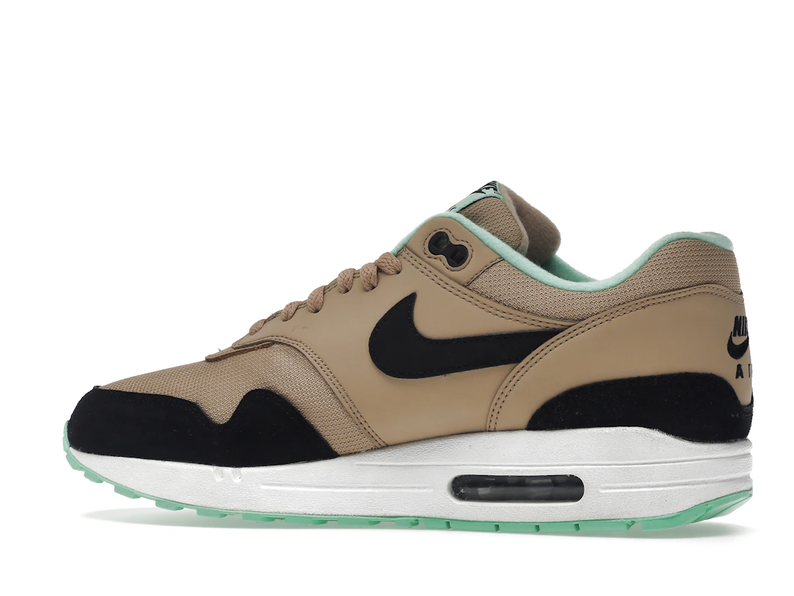 Vue 21 de Nike Air Max 1 Desert Black Green Glow 