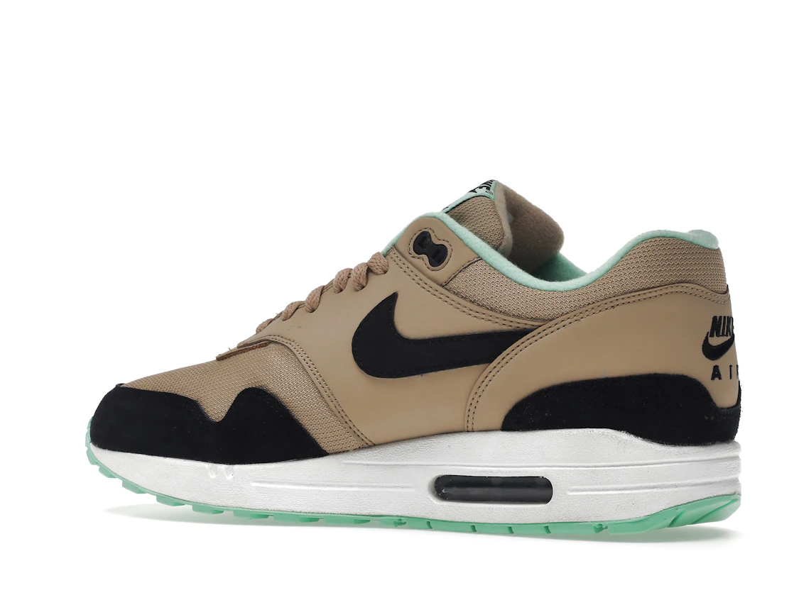 Vue 22 de Nike Air Max 1 Desert Black Green Glow 