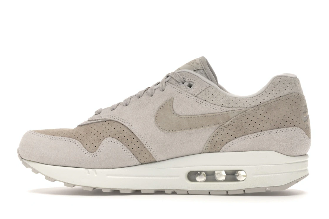 Vue 20 de Nike Air Max 1 Desert Sand Suede