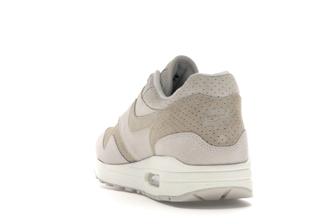 Vue 26 de Nike Air Max 1 Desert Sand Suede