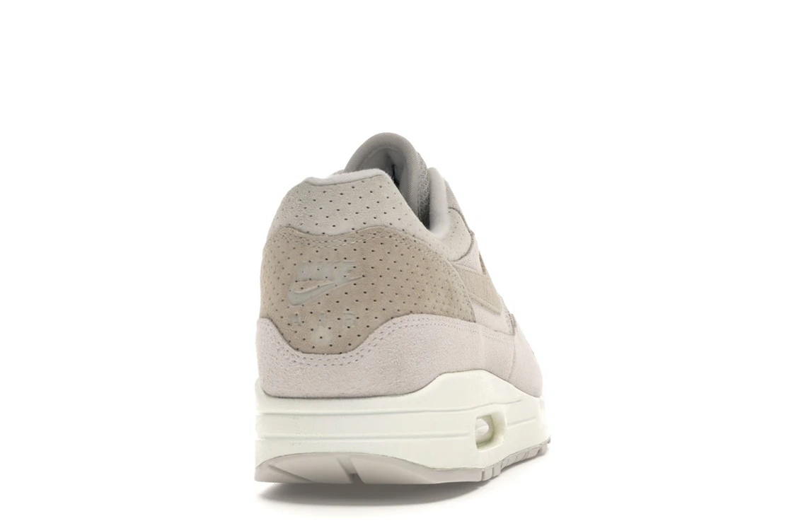 Vue 29 de Nike Air Max 1 Desert Sand Suede