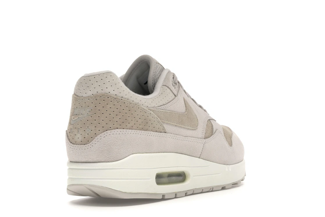 Vue 31 de Nike Air Max 1 Desert Sand Suede