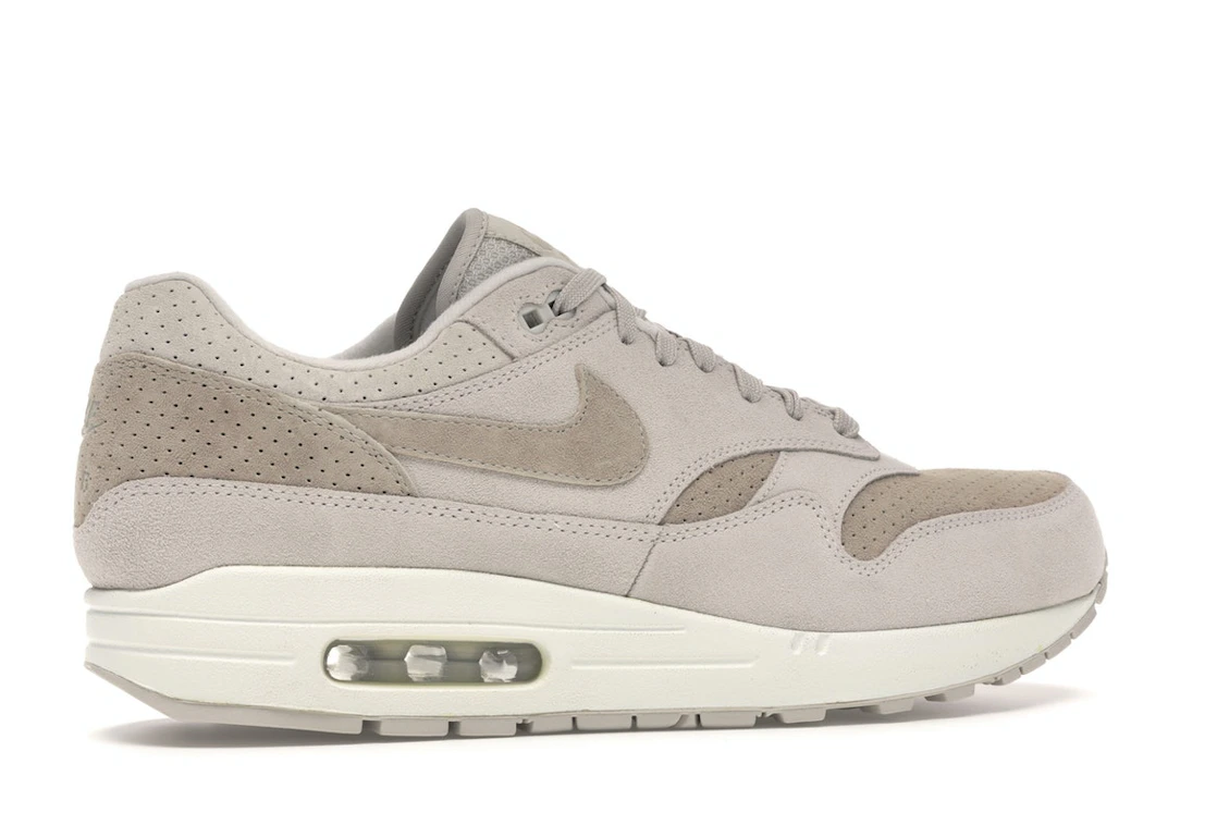 Vue 35 de Nike Air Max 1 Desert Sand Suede