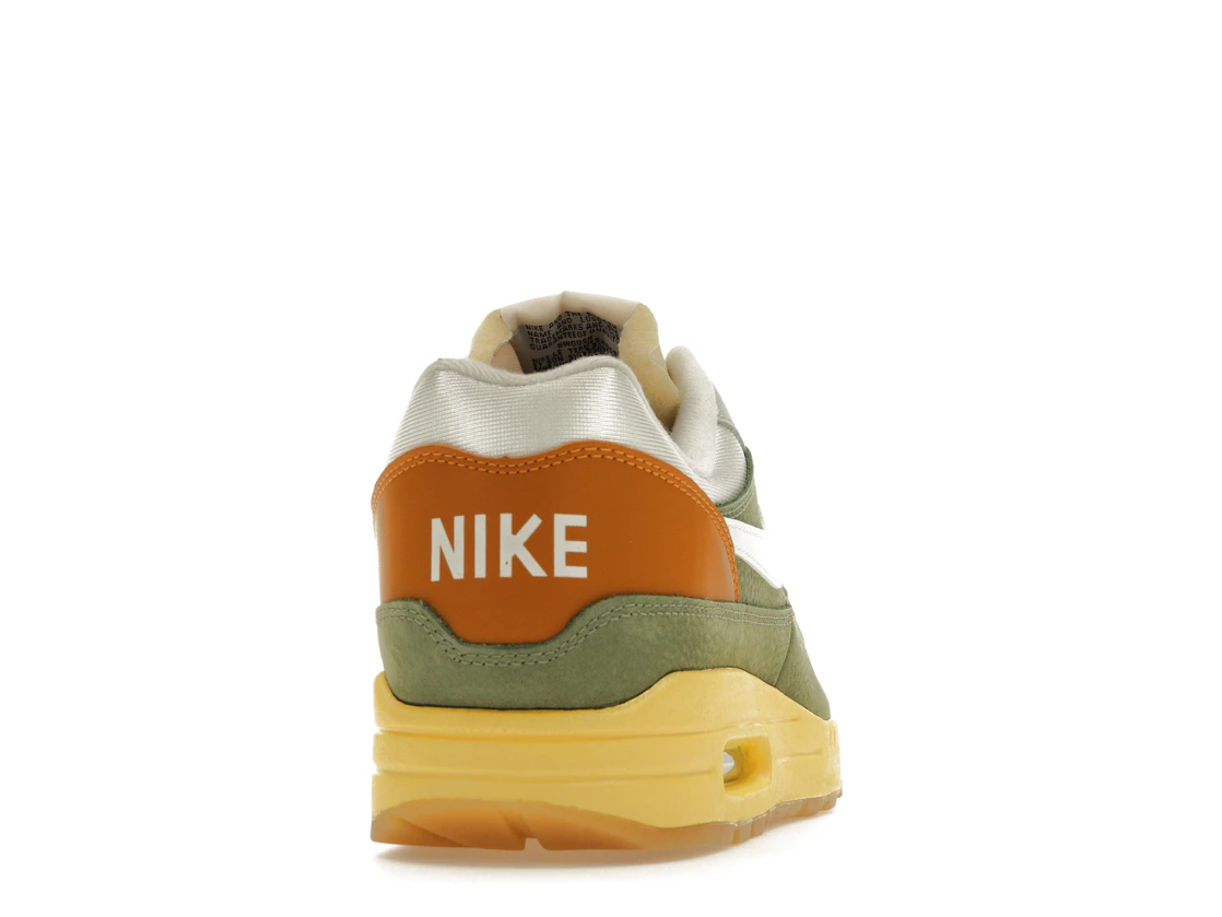 Vue 29 de Nike Air Max 1 Designed by Japan 