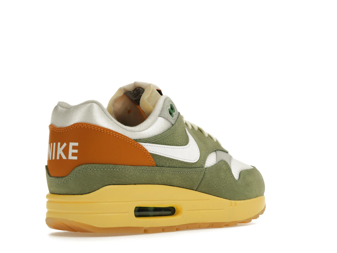 Vue 32 de Nike Air Max 1 Designed by Japan 