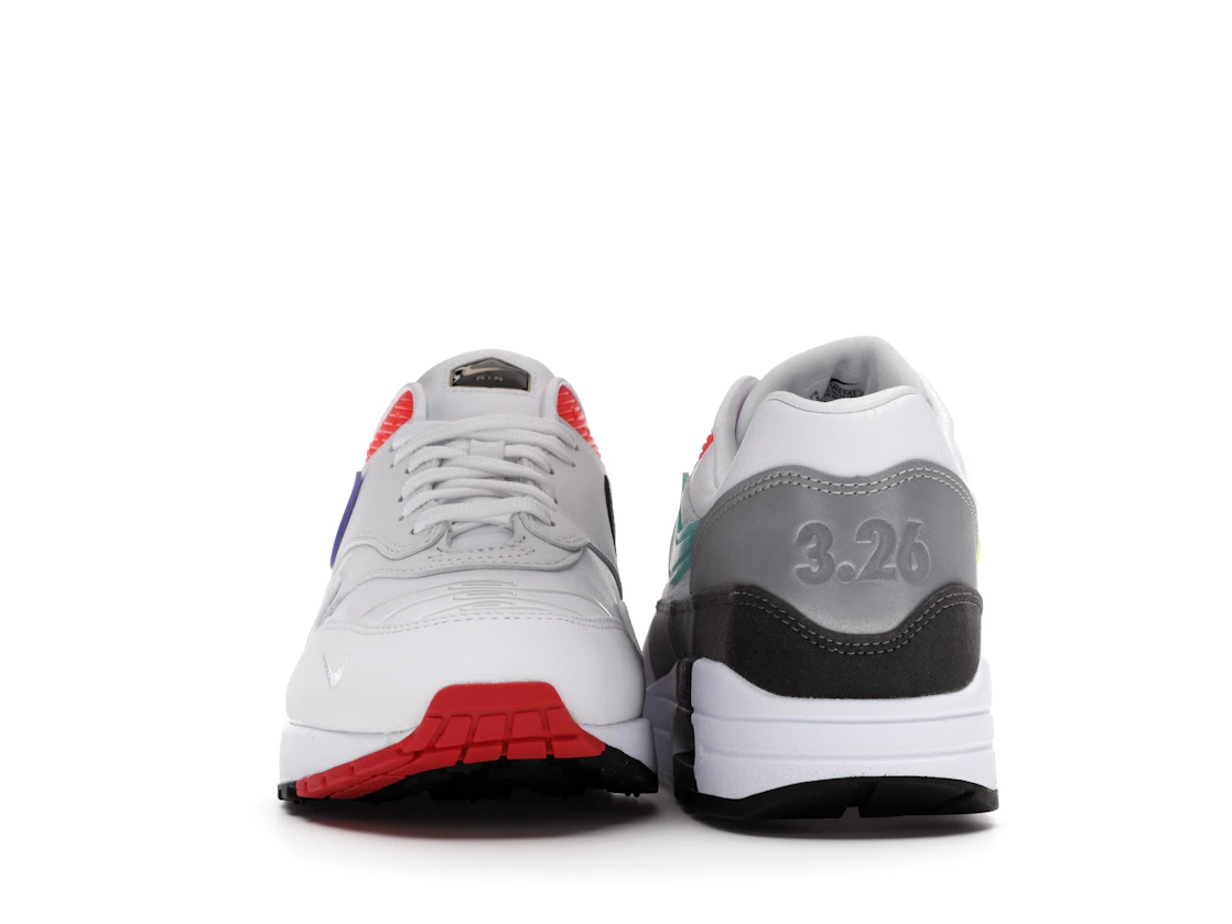 Vue 10 de Nike Air Max 1 Evolution Of Icons