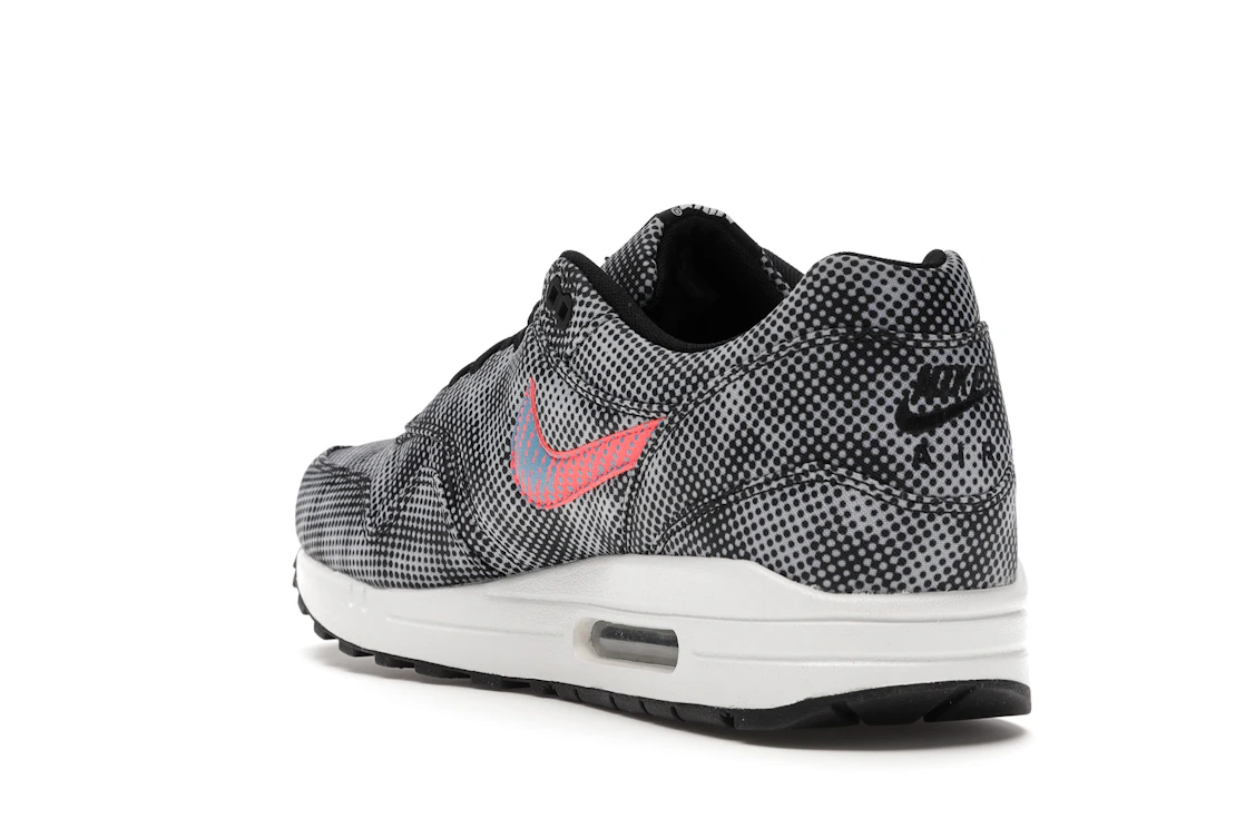 Vue 25 de Nike Air Max 1 FB Hypervenom