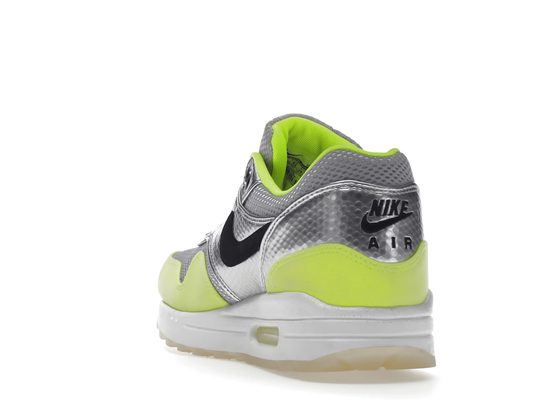 Vue 26 de Nike Air Max 1 FB Silver Volt