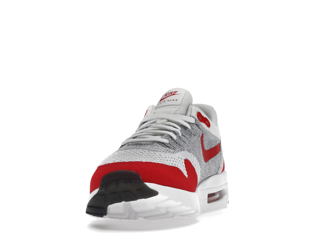 Vue 12 de Nike Air Max 1 Flyknit OG