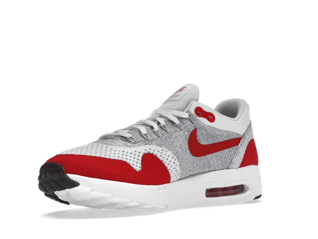 Vue 15 de Nike Air Max 1 Flyknit OG