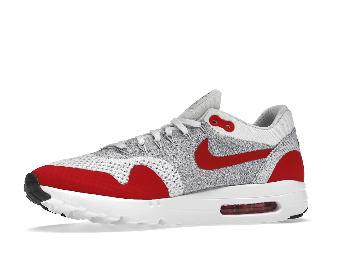 Vue 17 de Nike Air Max 1 Flyknit OG