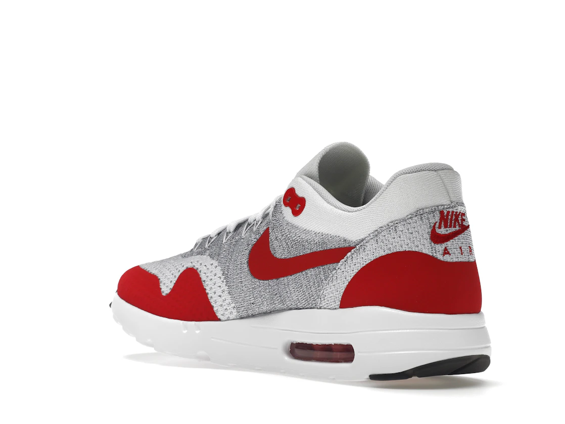 Vue 24 de Nike Air Max 1 Flyknit OG