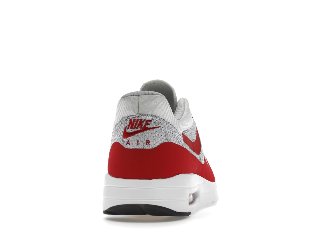 Vue 29 de Nike Air Max 1 Flyknit OG