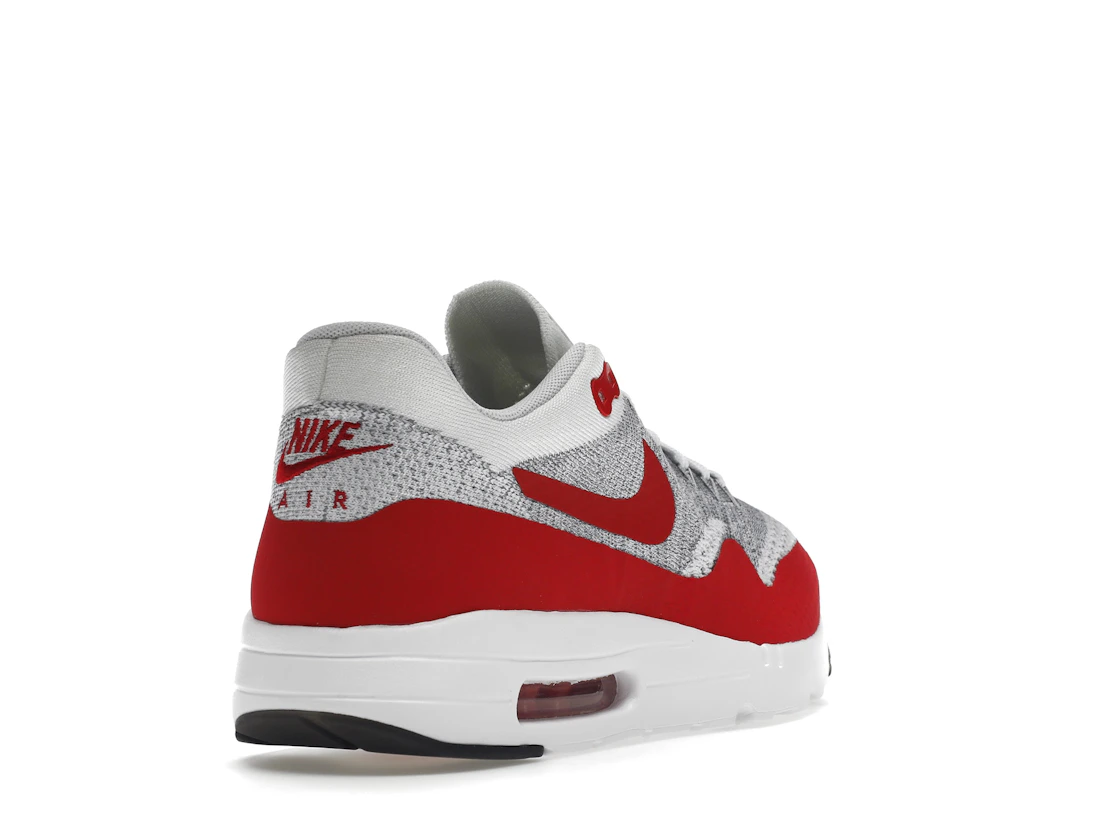 Vue 31 de Nike Air Max 1 Flyknit OG