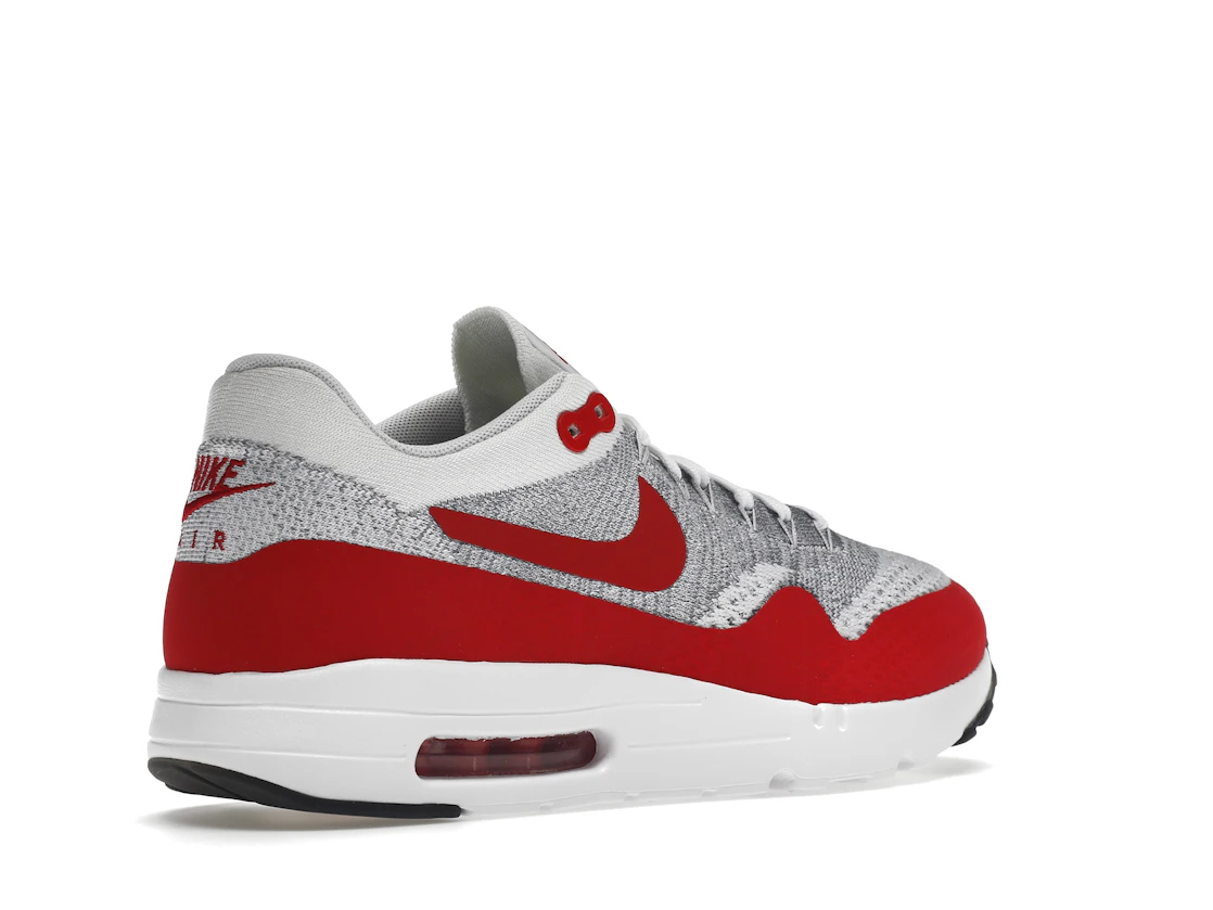 Vue 33 de Nike Air Max 1 Flyknit OG