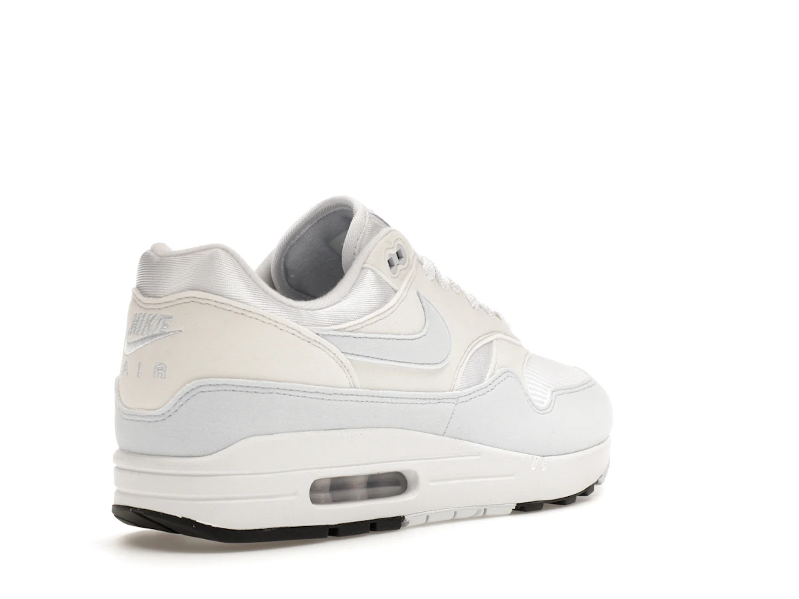 Vue 32 de Nike Air Max 1 Football Grey 