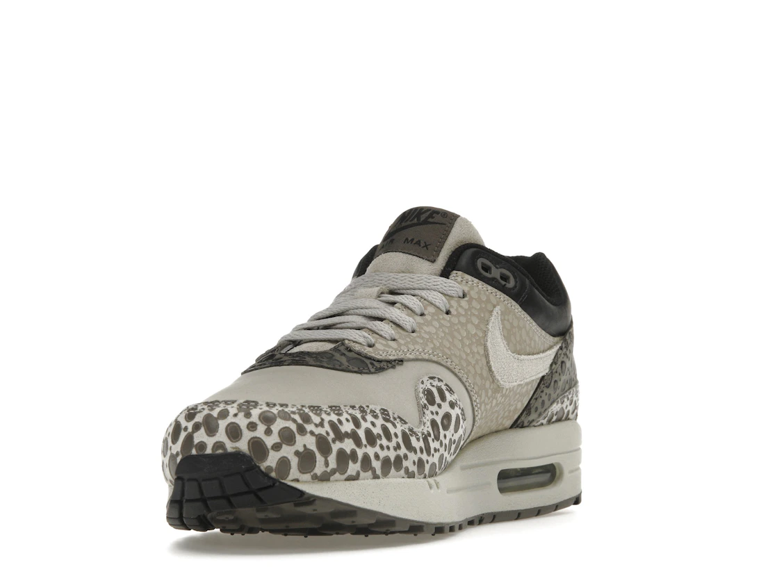 Vue 13 de Nike Air Max 1 Grey Safari