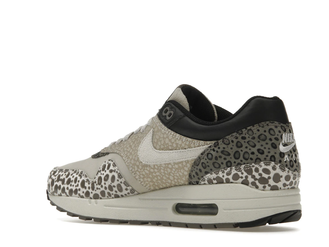 Vue 23 de Nike Air Max 1 Grey Safari