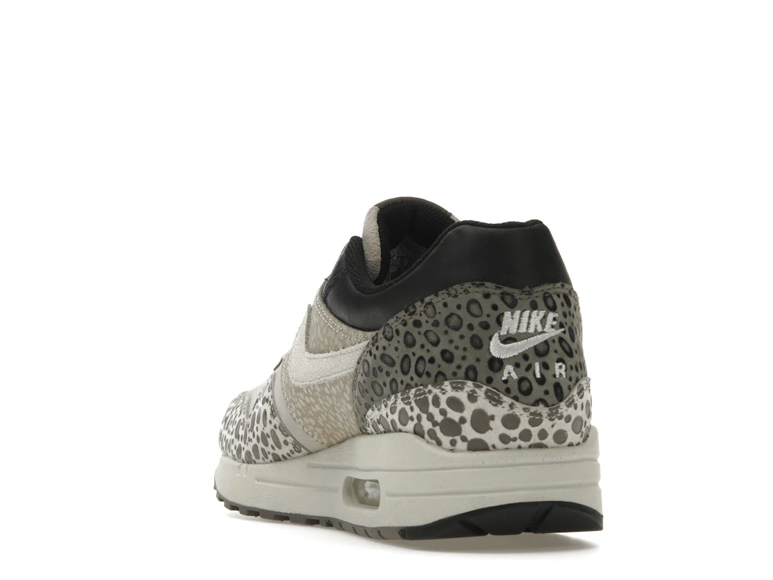 Vue 26 de Nike Air Max 1 Grey Safari