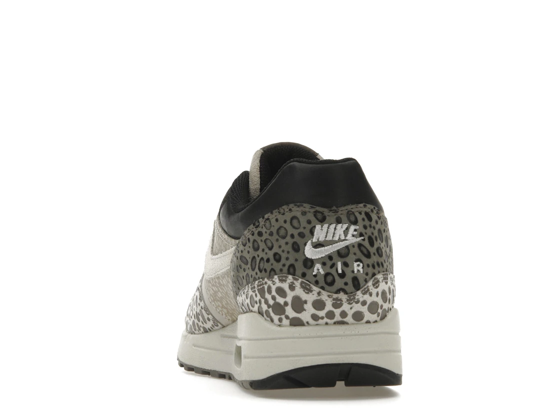 Vue 27 de Nike Air Max 1 Grey Safari