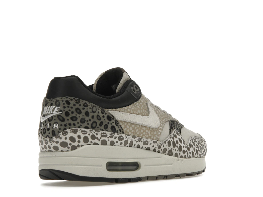 Vue 32 de Nike Air Max 1 Grey Safari