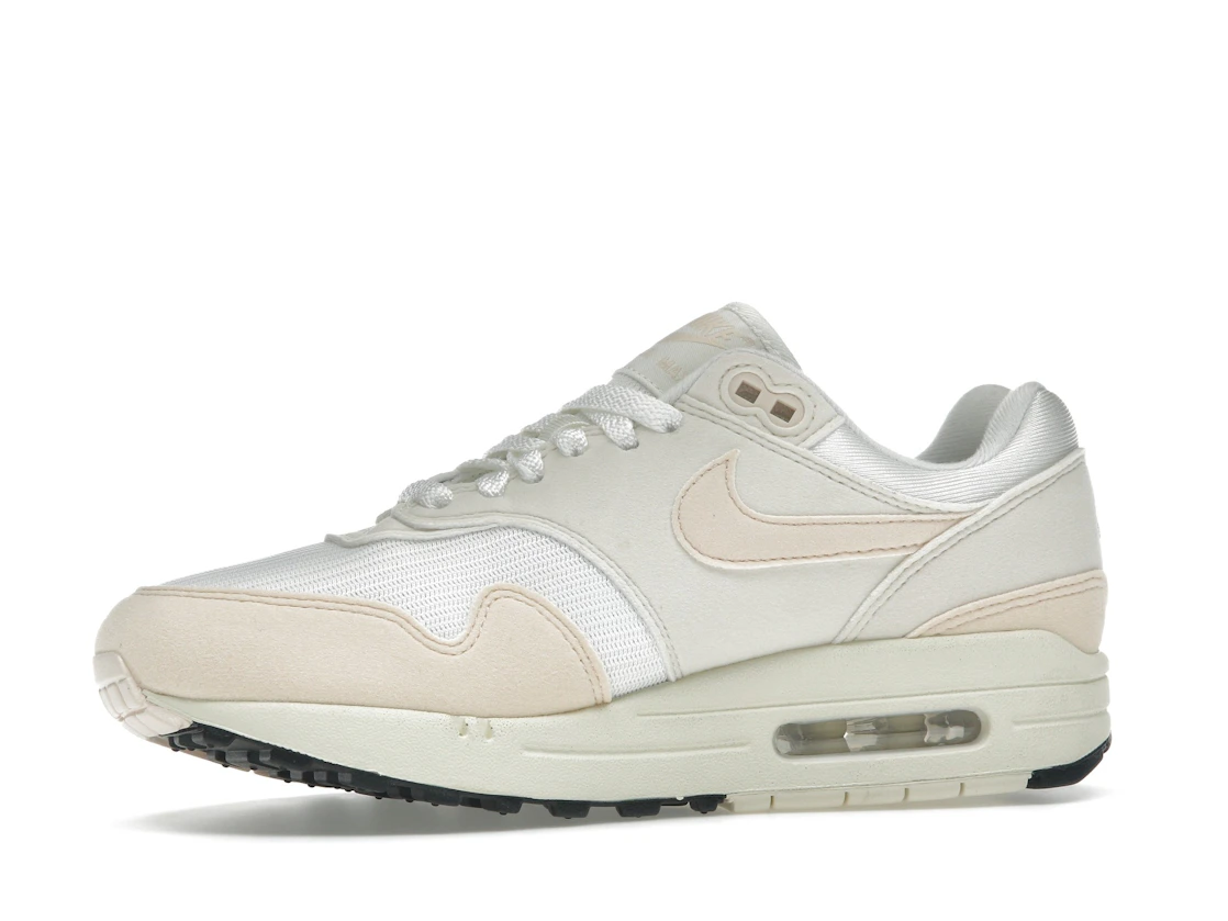 Vue 17 de Nike Air Max 1 Guava Ice 