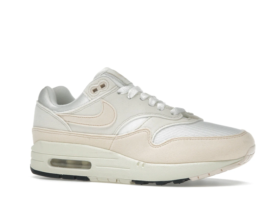 Vue 3 de Nike Air Max 1 Guava Ice 