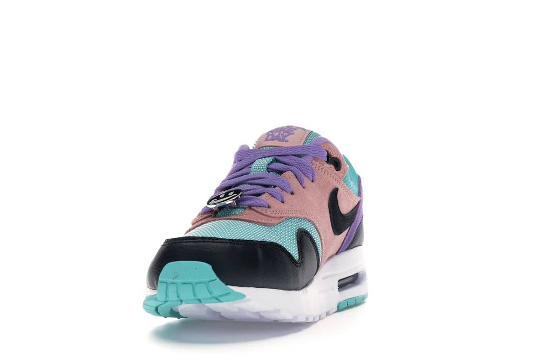 Vue 12 de Nike Air Max 1 Have a Nike Day (GS)