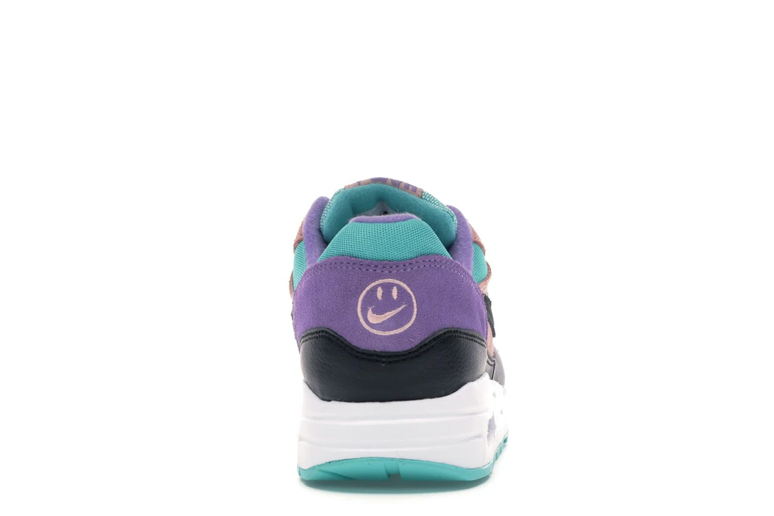 Vue 28 de Nike Air Max 1 Have a Nike Day (GS)
