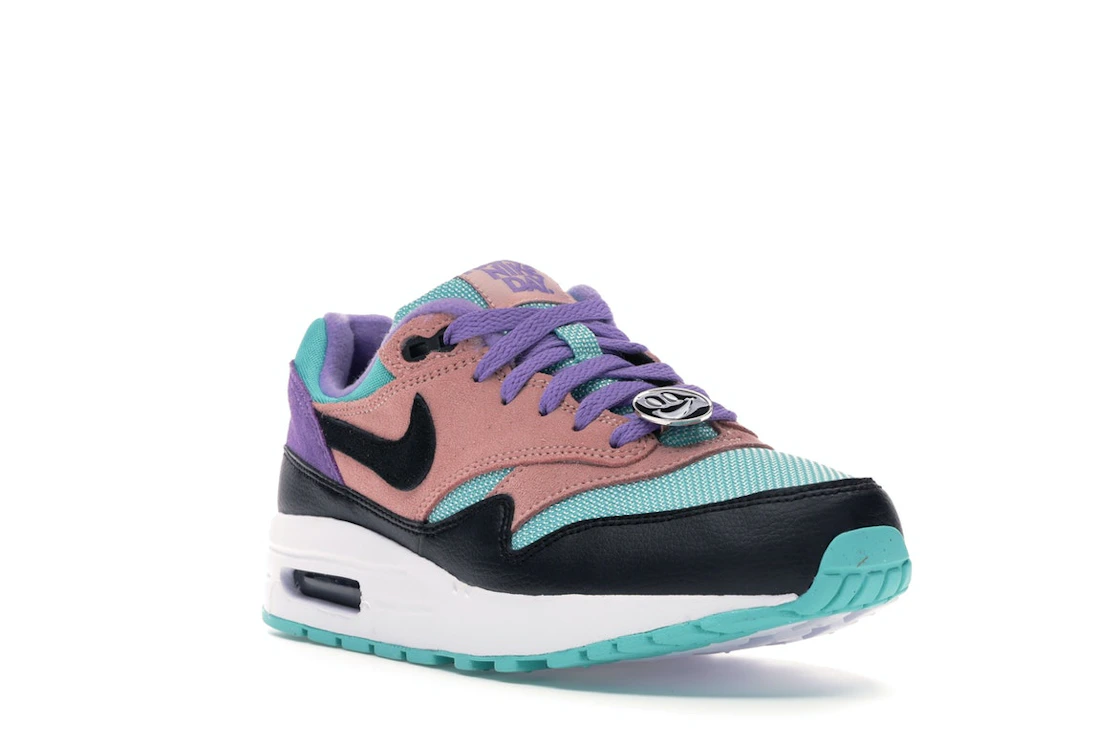 Vue 6 de Nike Air Max 1 Have a Nike Day (GS)