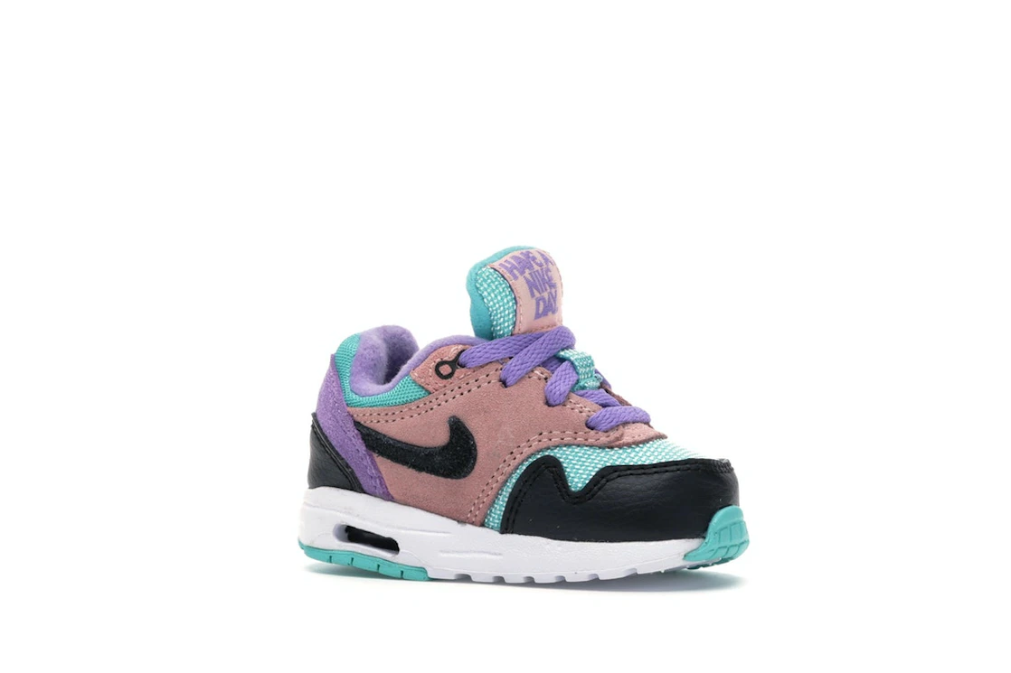 Vue 4 de Nike Air Max 1 Have a Nike Day (TD)