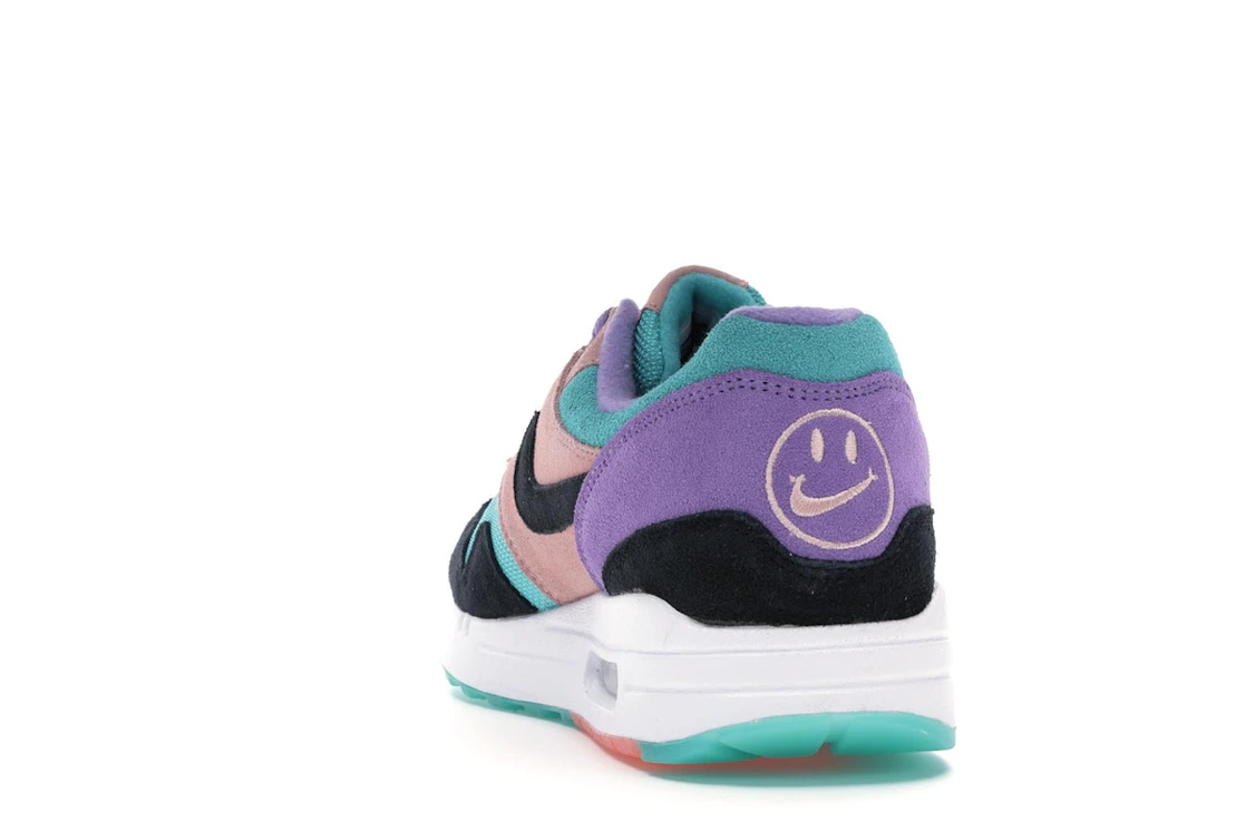 Vue 27 de Nike Air Max 1 Have a Nike Day