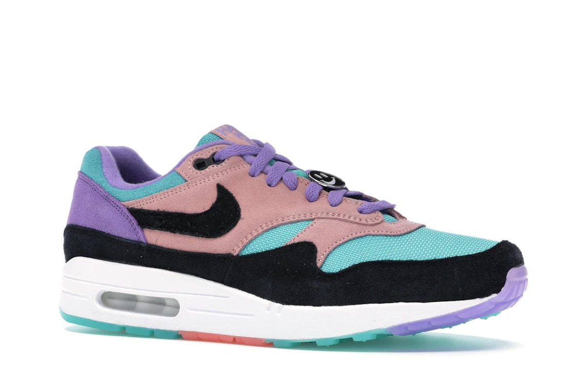 Vue 4 de Nike Air Max 1 Have a Nike Day