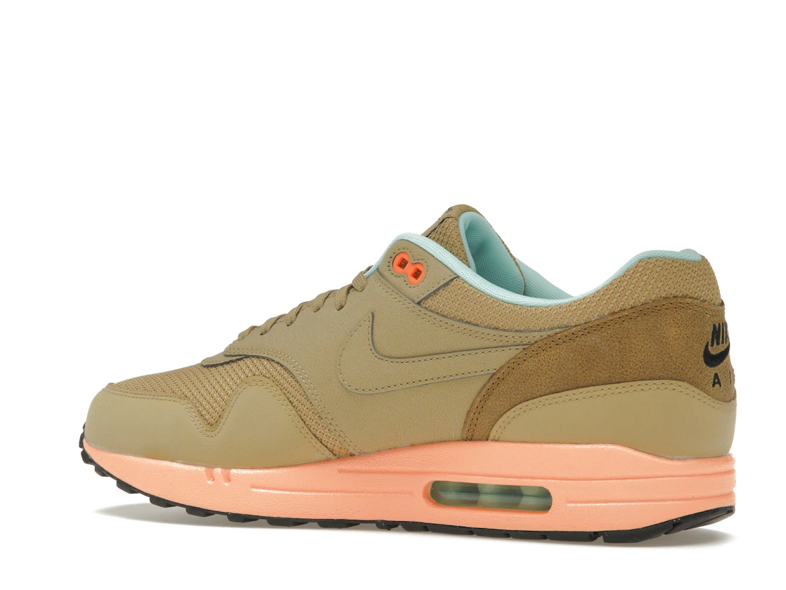Vue 22 de Nike Air Max 1 Hay Sunset Glow