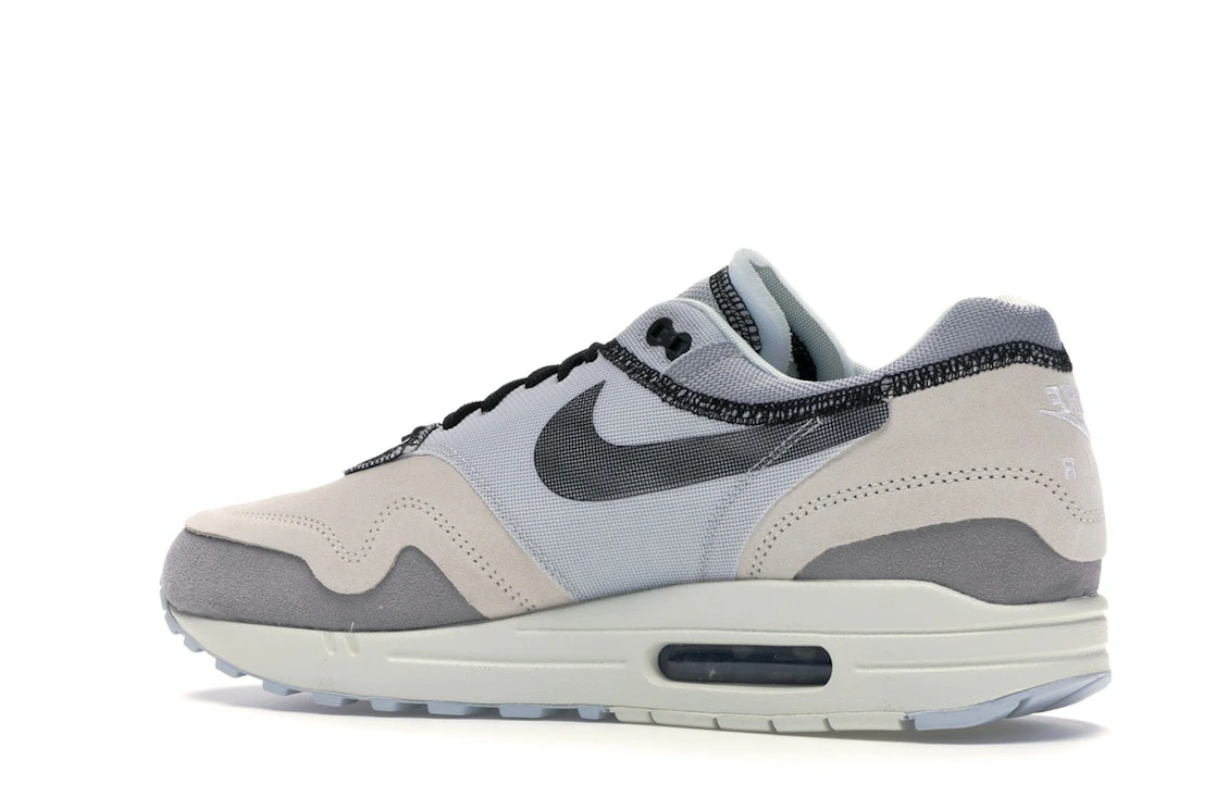 Vue 22 de Nike Air Max 1 Inside Out Phantom Black