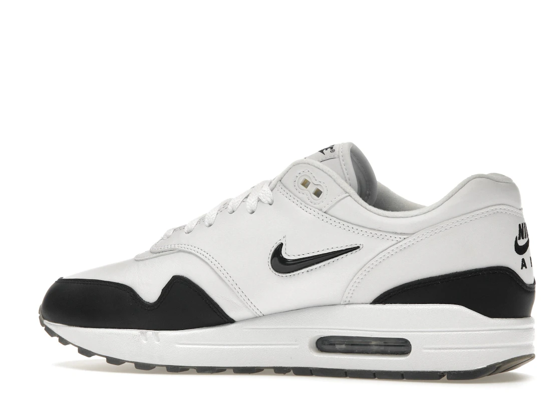Vue 21 de Nike Air Max 1 Jewel White Black (2017)