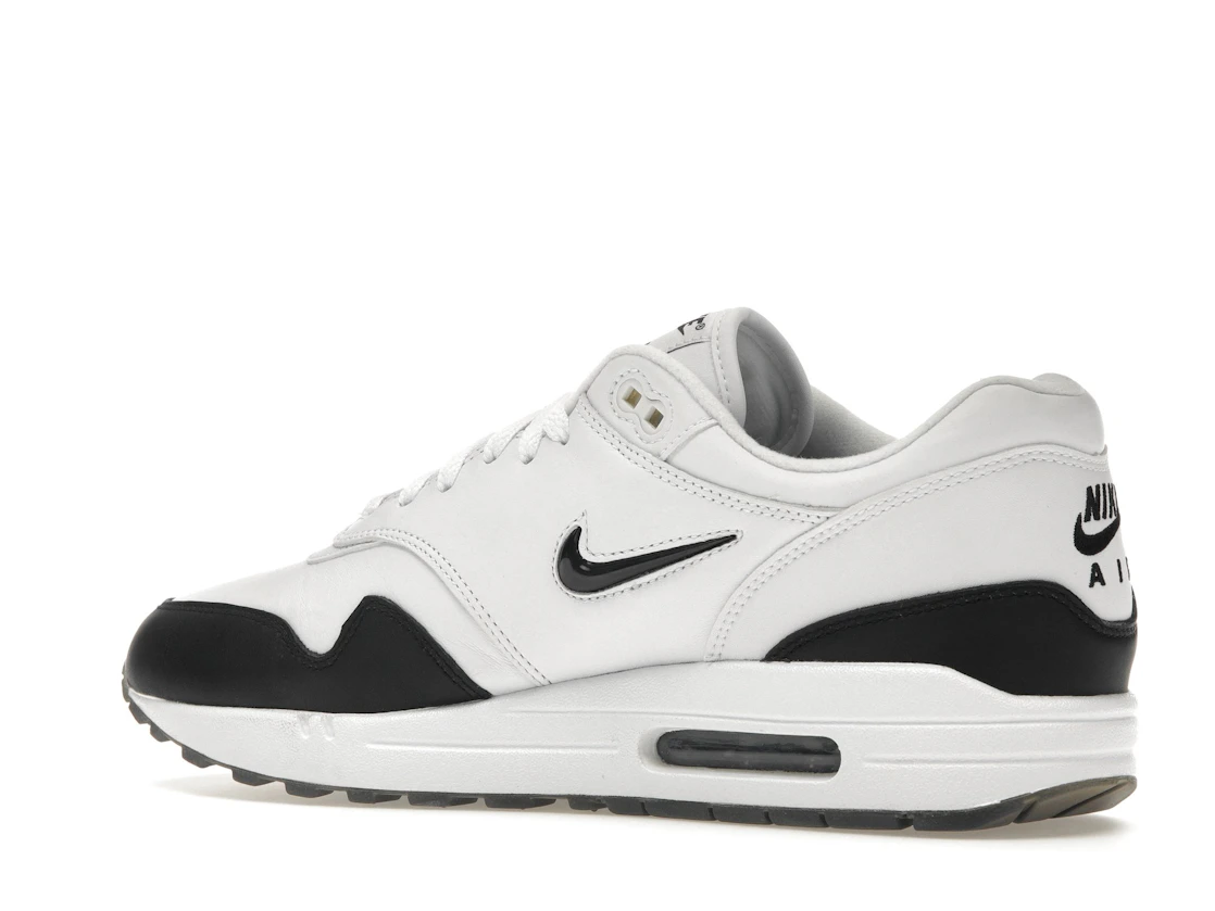 Vue 22 de Nike Air Max 1 Jewel White Black (2017)