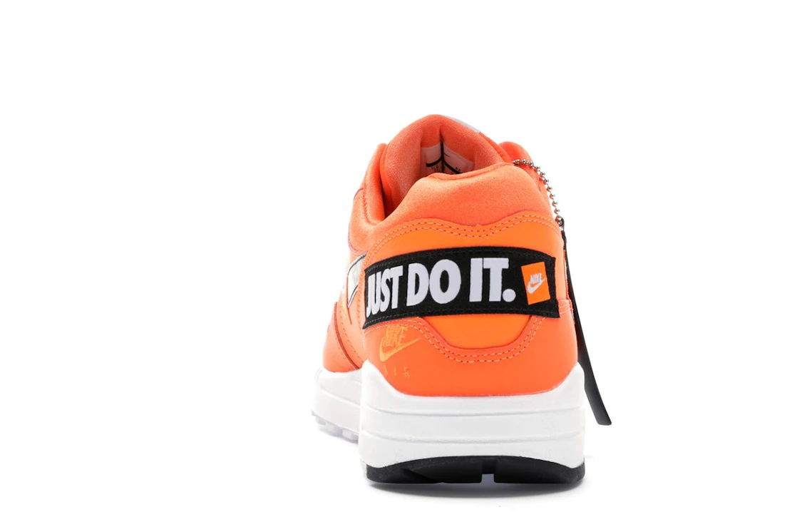 Vue 28 de Nike Air Max 1 Just Do It Orange 