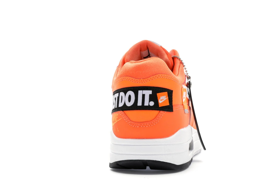 Vue 29 de Nike Air Max 1 Just Do It Orange 