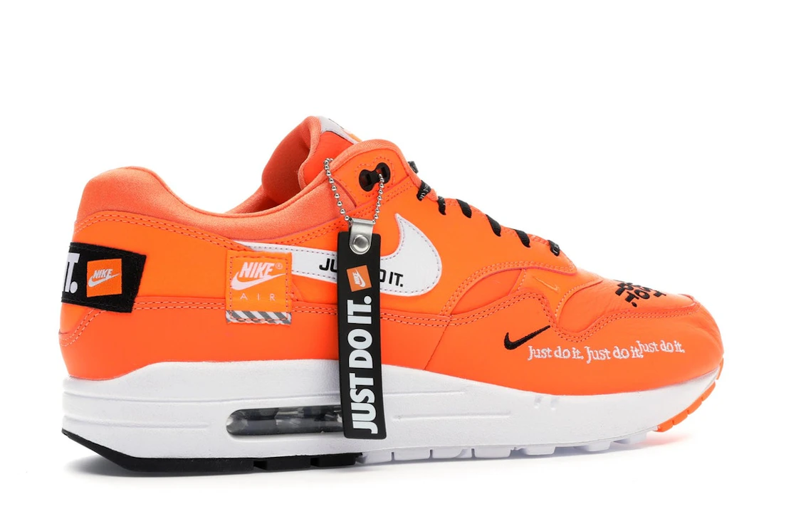 Vue 35 de Nike Air Max 1 Just Do It Orange 