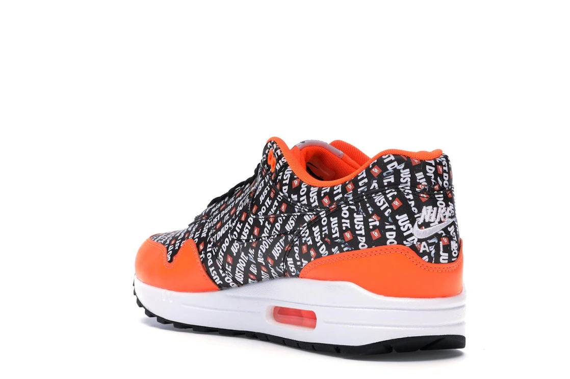 Vue 25 de Nike Air Max 1 Just Do It Pack Black Orange