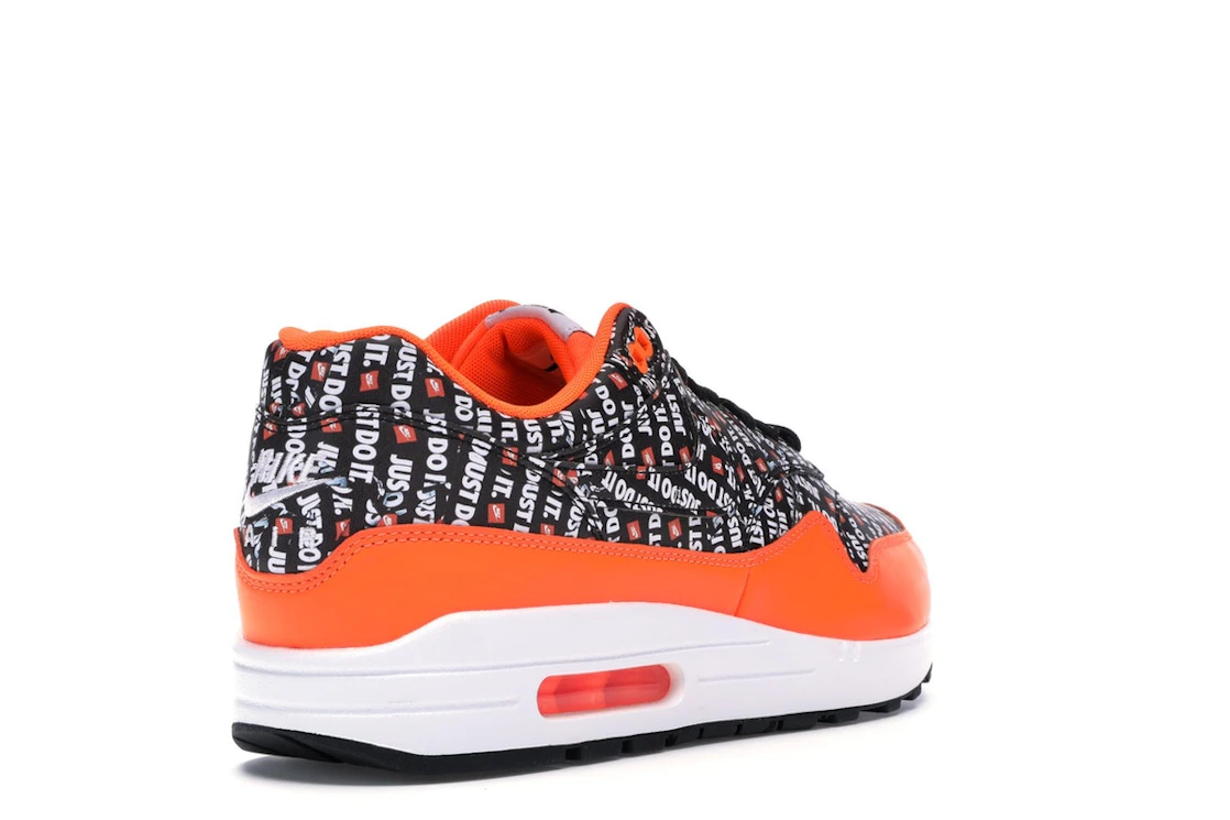 Vue 32 de Nike Air Max 1 Just Do It Pack Black Orange