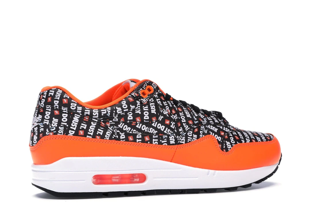 Vue 35 de Nike Air Max 1 Just Do It Pack Black Orange
