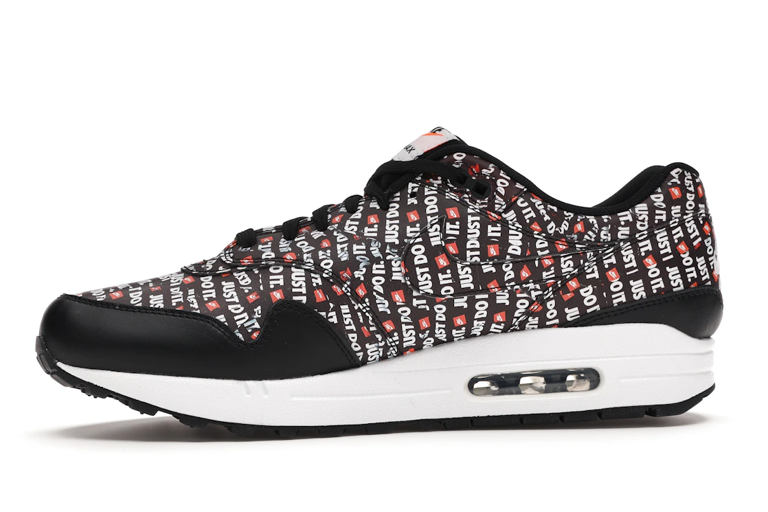 Vue 18 de Nike Air Max 1 Just Do It Pack Black