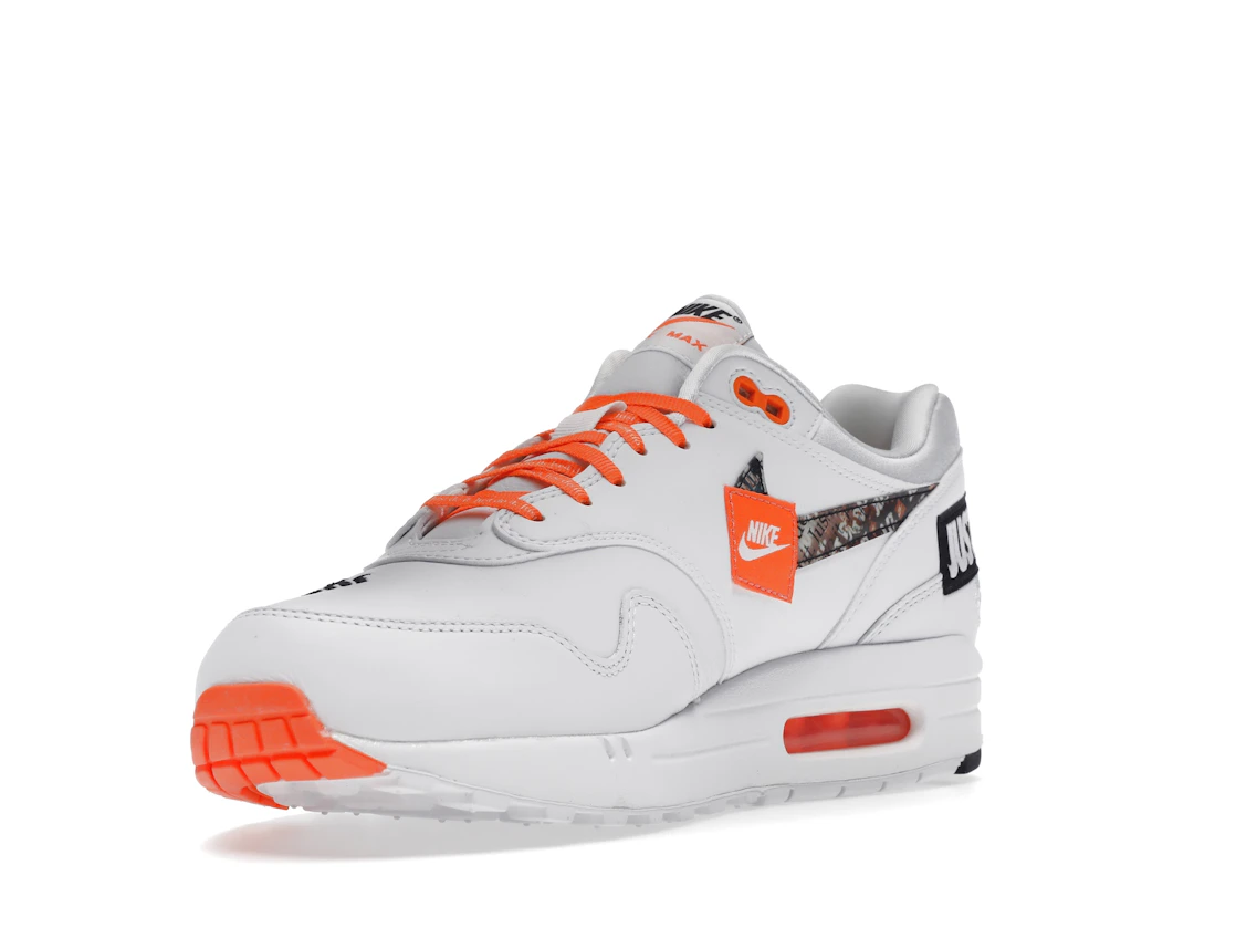Vue 14 de Nike Air Max 1 Just Do It Pack White