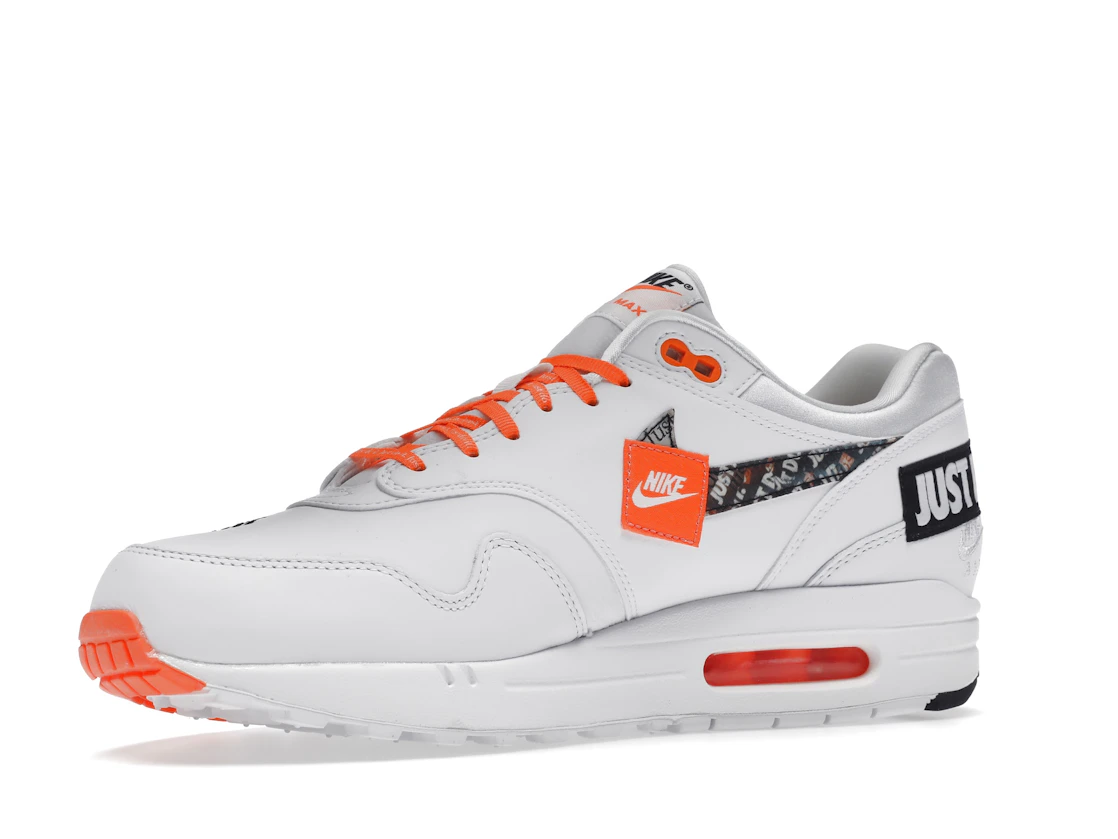 Vue 16 de Nike Air Max 1 Just Do It Pack White