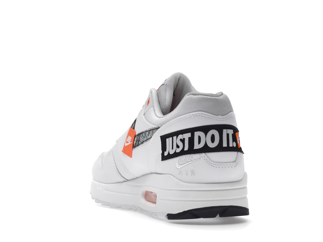 Vue 26 de Nike Air Max 1 Just Do It Pack White