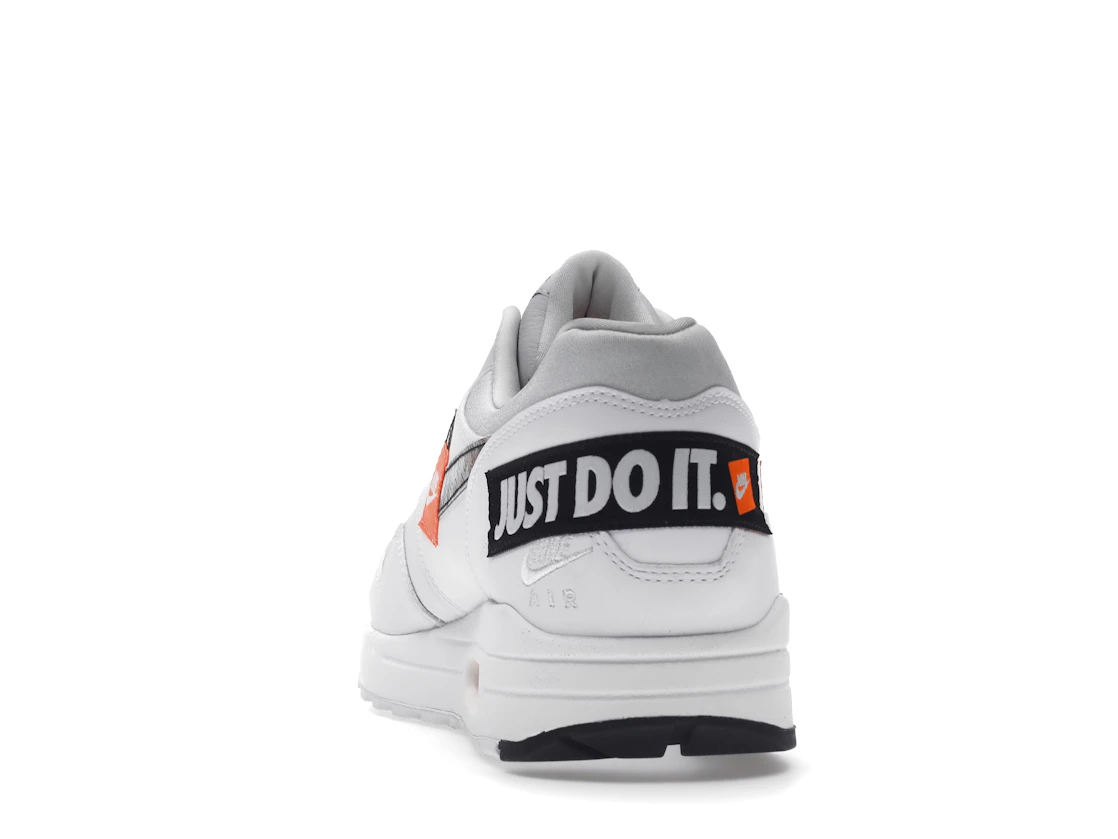Vue 27 de Nike Air Max 1 Just Do It Pack White